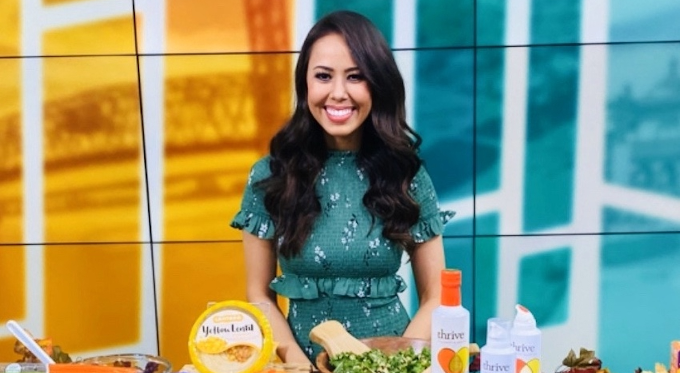 Celebrity Leading Media TV Registered Dietitian Nutritionist Mia Syn