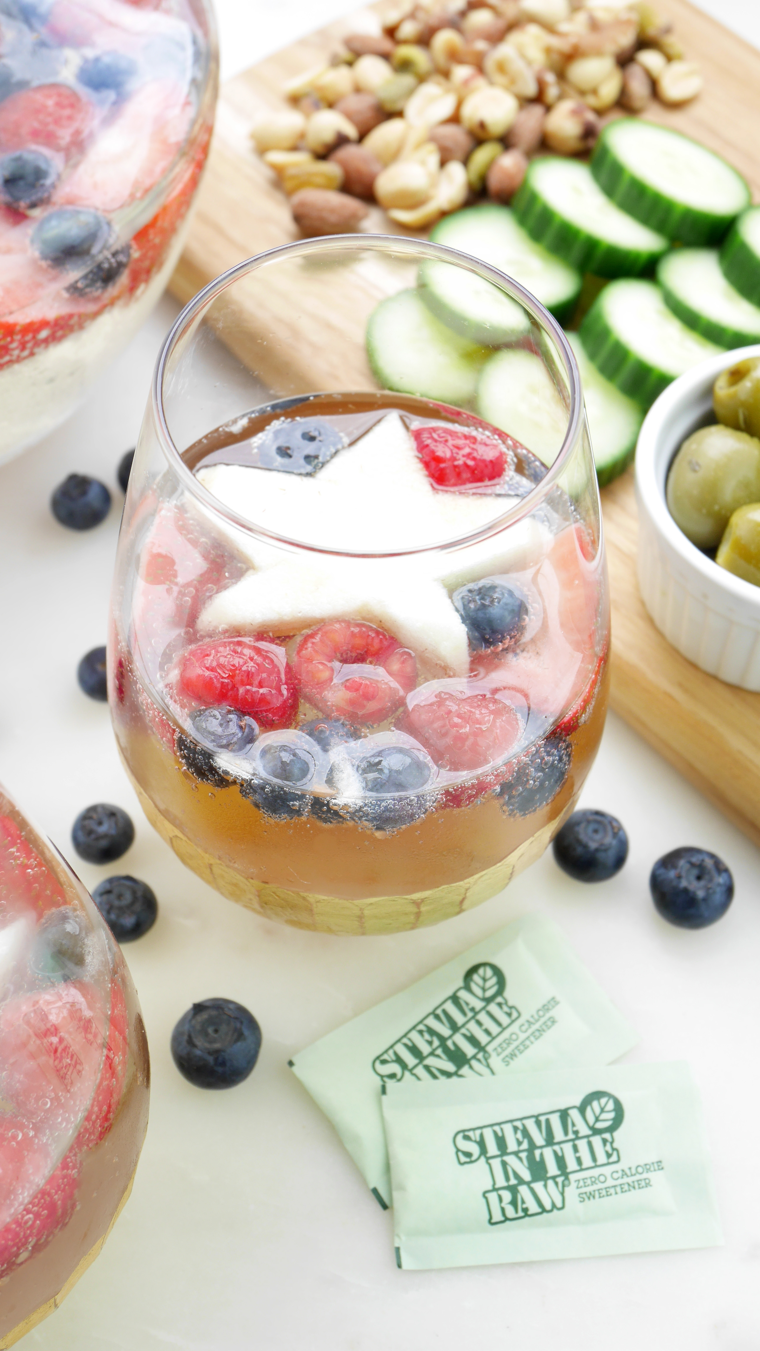 In The Raw Stevia Red White and Blue Wine Spritzers