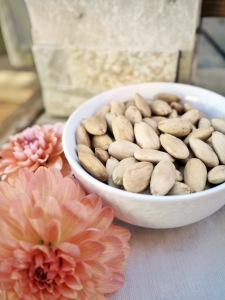 Blanched and Roasted Almonds